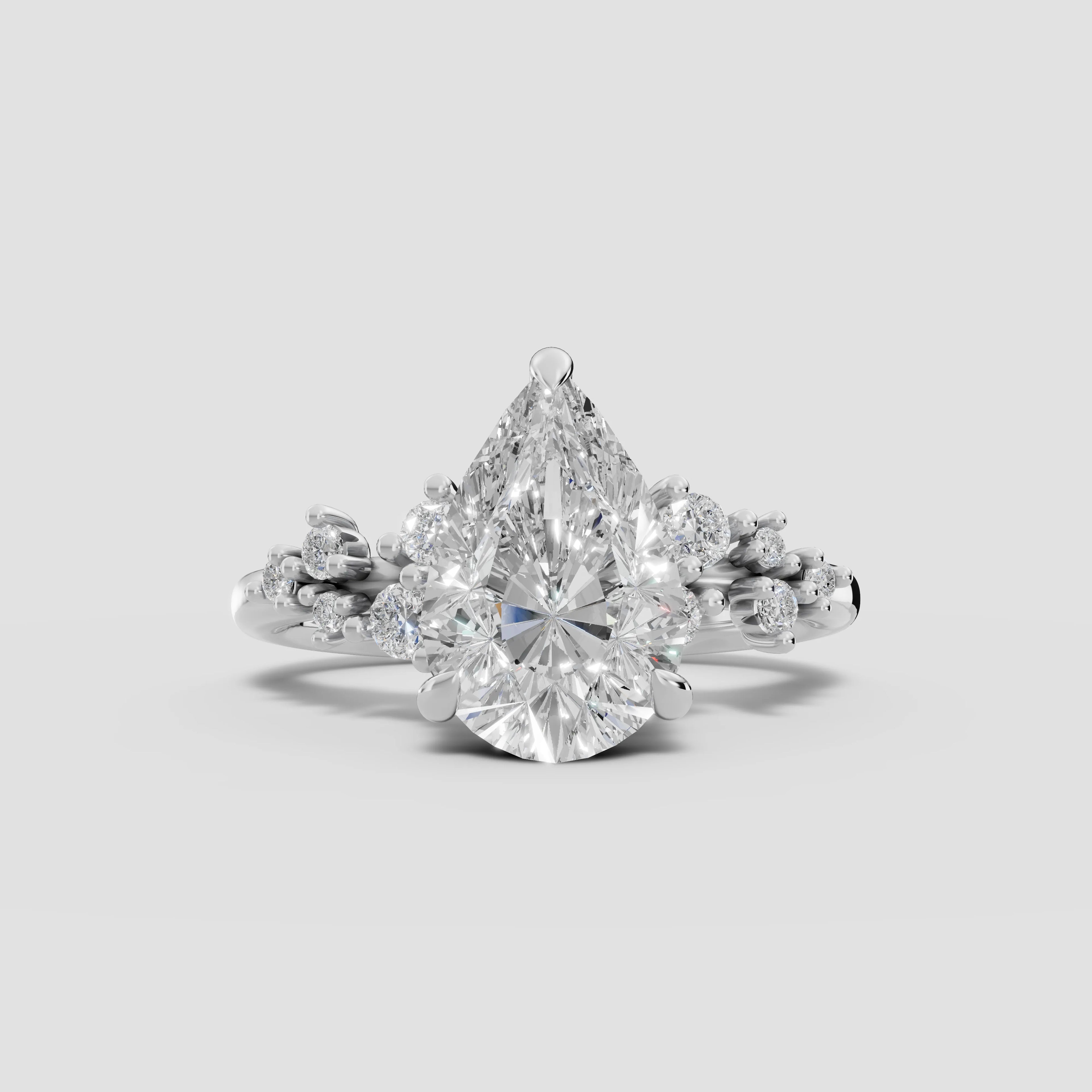 JASMINE | Anillo clúster pera