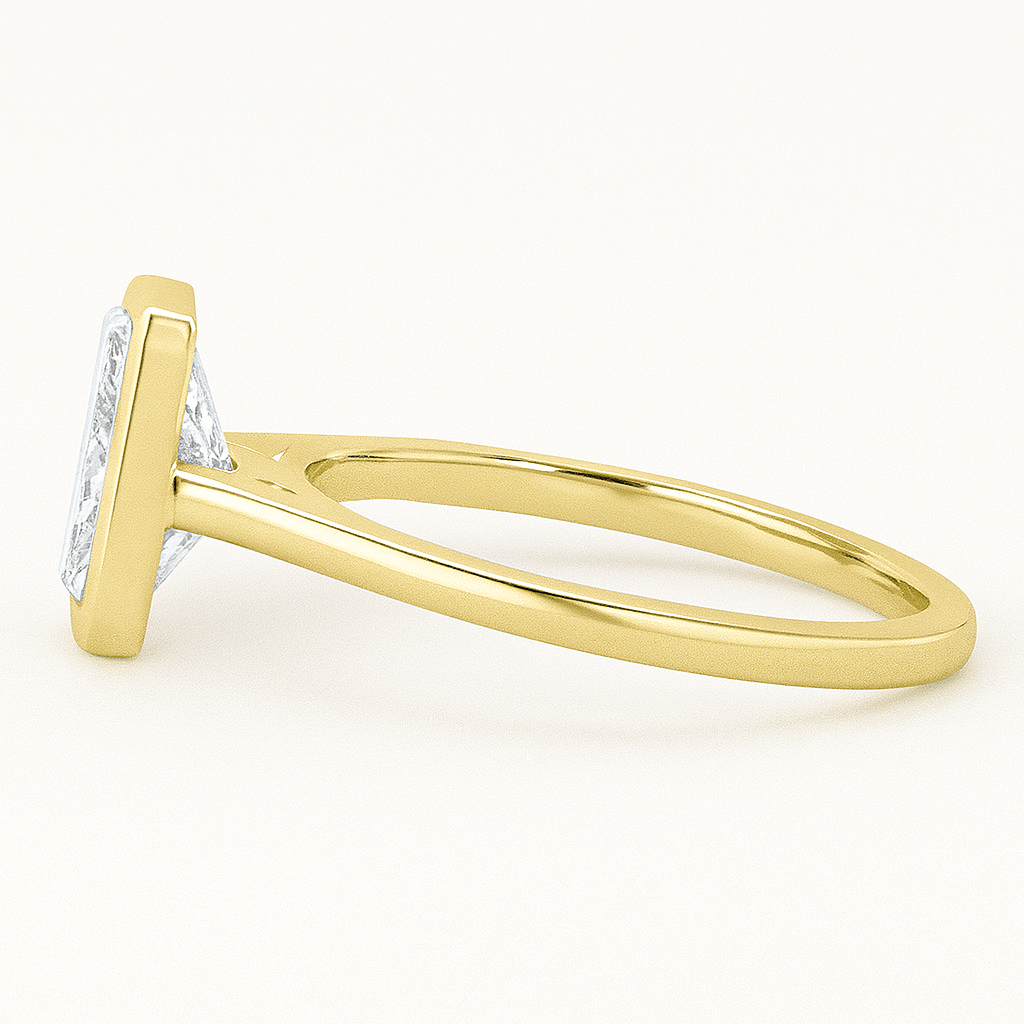 HERA | Anillo solitario esmeralda biselado
